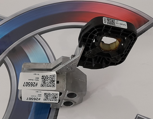 Original BMW 2er Active Tourer U06 Halter rechts 17115A98109