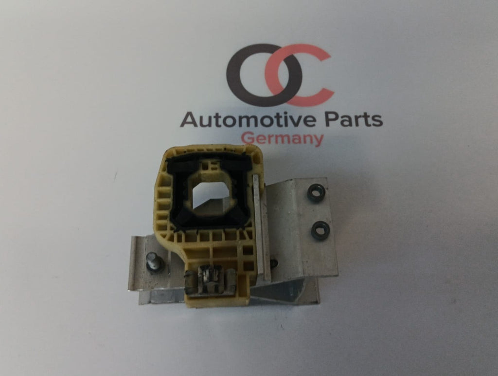 Original BMW Halter vorne rechts F90 G30 G31 G32 51117357216