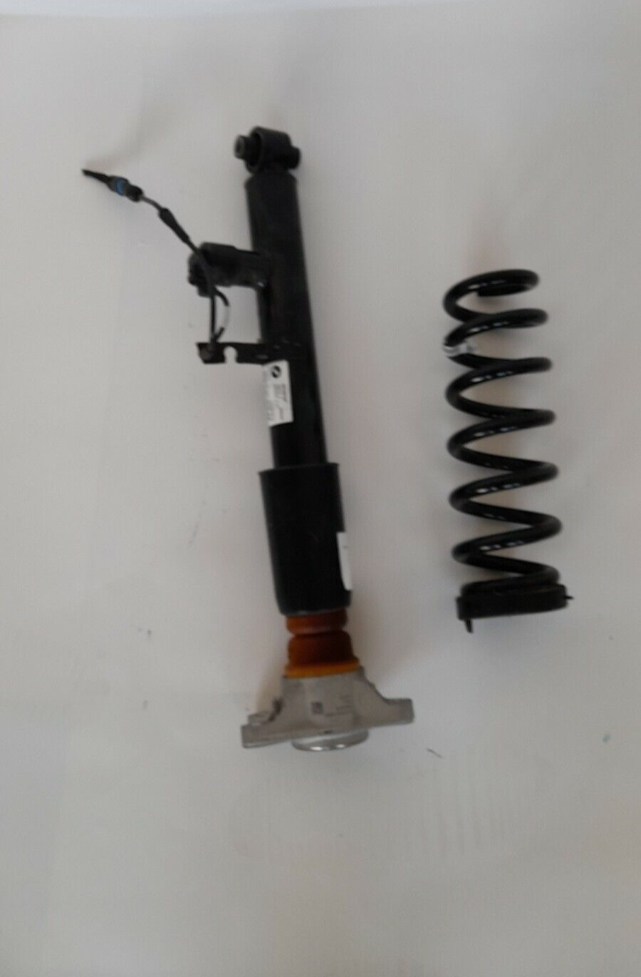Original BMW 3er G20 G21 Federbein Stoßdämpfer hinten Zusatzdämpfer 6895057