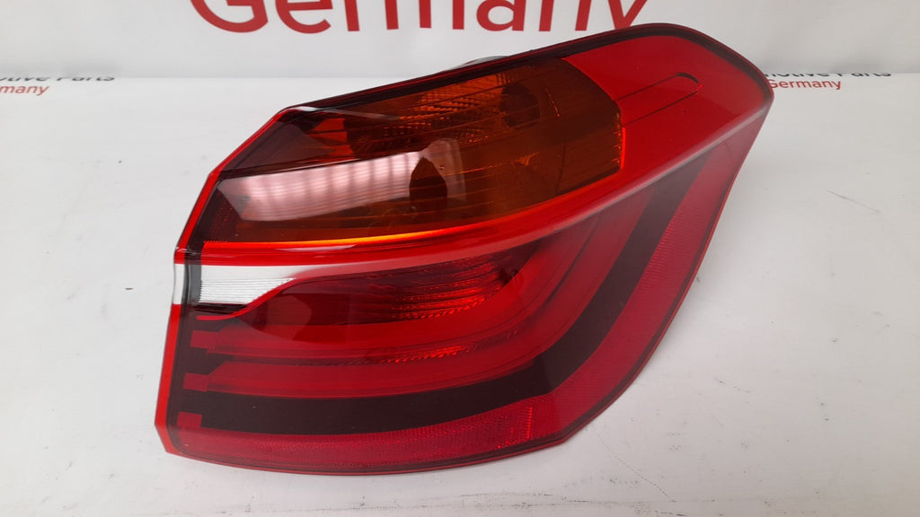 Original BMW 2 er F45 Heckleuchte 63217491336 rechts Tail light
