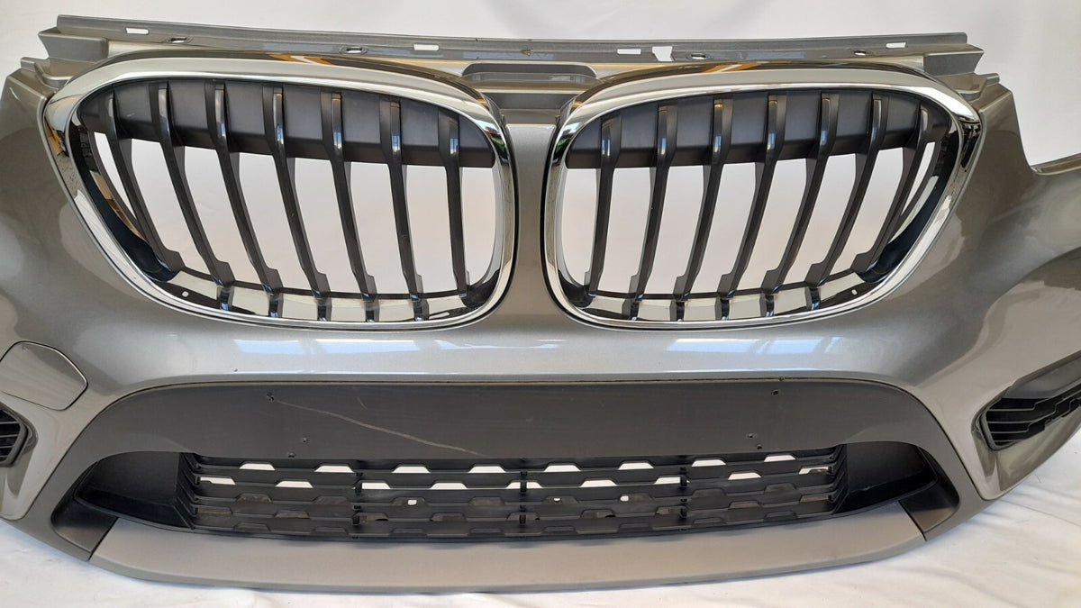 Original BMW X1 F48 Stoßstange vorne Bumper 7453569 C08 platin-silber metallic