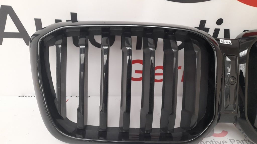 Original BMW X3 G01 G08 X4 G02 LCI Ziergitter 51135A1AC56 Grill mit Kamera
