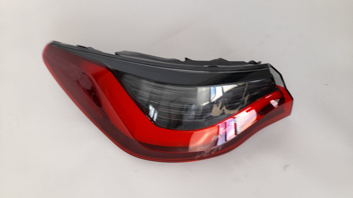 Original BMW 4er Coupe G22 Rückleuchte LED außen links US 7477605 Rearlight