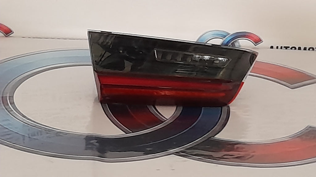 Original BMW 3er G20 LCI Limousine Heckleuchte Heckklappe links 63215A3BC61 RHD