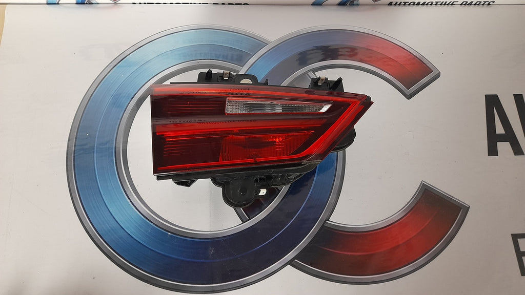 Original BMW X2 F39 Heckleuchte innen links Heckklappe 63217465509 LED