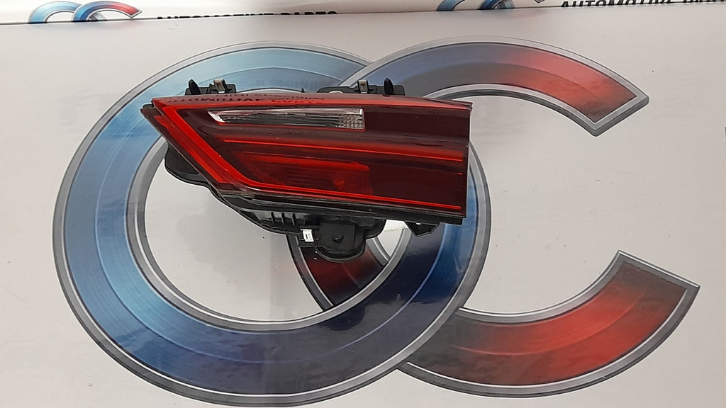 Original BMW X2 F39 Heckleuchte innen rechts Heckklappe 63217465510 LED