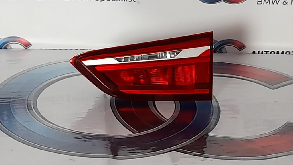 Original BMW X1 F48 63217350696 Heckleuchte LED rechts Heckklappe innen