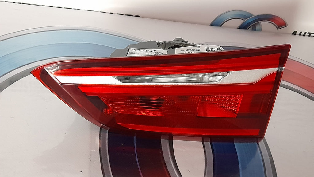 Original BMW X1 F48 63217350696 Heckleuchte LED rechts Heckklappe innen