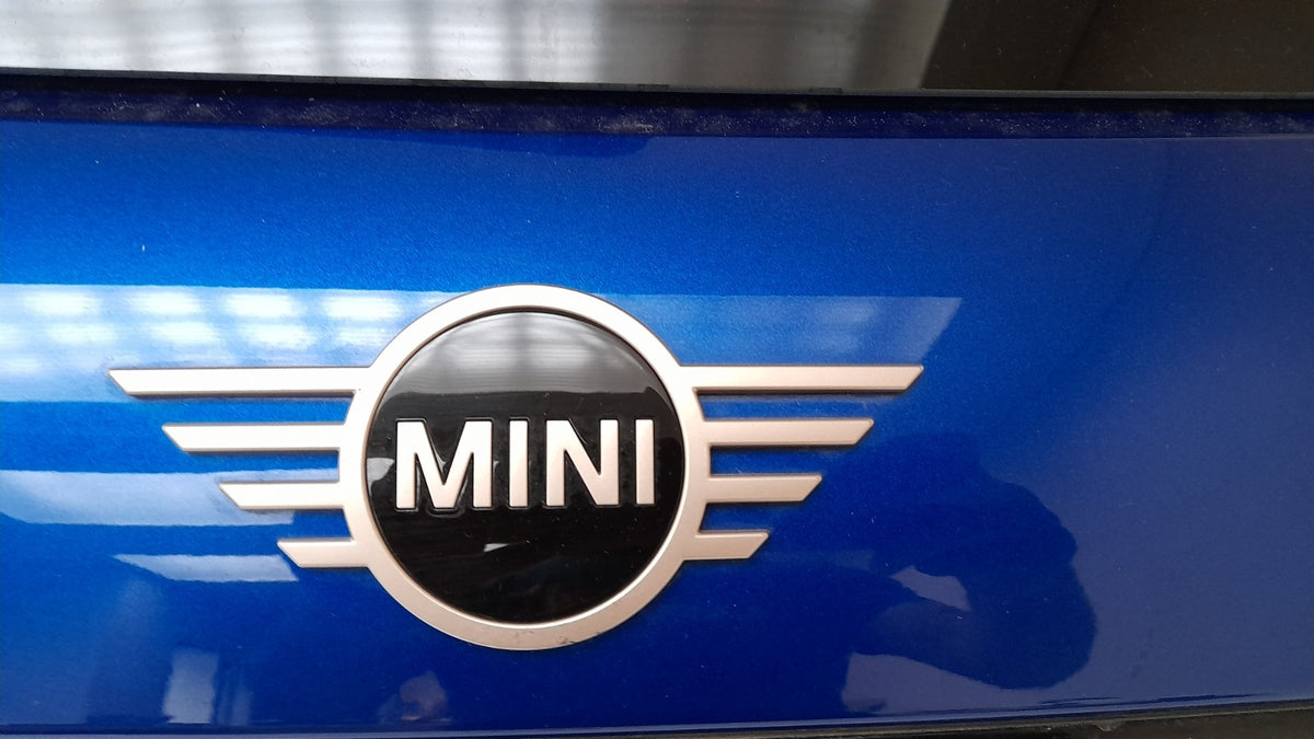 Original MINI Cooper SE J01 Heckklappe mit Kamera Blazing Blue 9648515