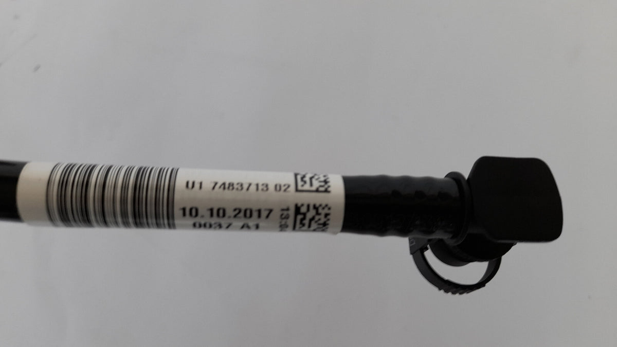 Original BMW 5er 6er G30 G31 G32 F90 Entlüftungsleitung 16137483713