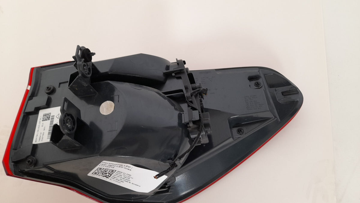 Original BMW X1 F48 Heckleuchte links innen Teil 1 7488541 tail light left
