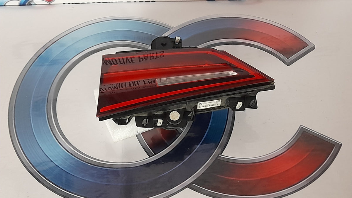 Original BMW X2 F39 Heckleuchte innen rechts Heckklappe 63217465510 LED