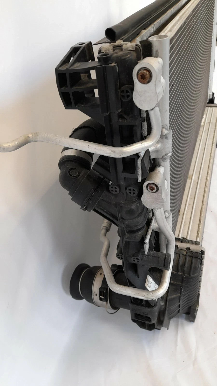 Original BMW X1 F48 Kühlerpaket Kühler 8586321 Kondensator 9271207 LLK 7617598