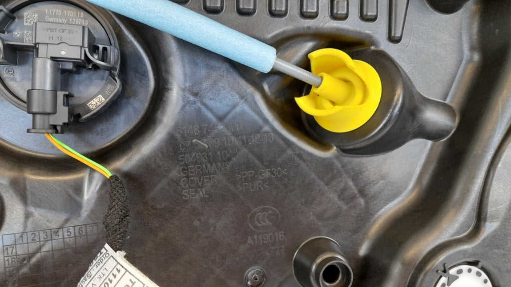 Original BMW Z4 G29 Tür rechts vorne 41008497878 A83 glaciersilber metallic