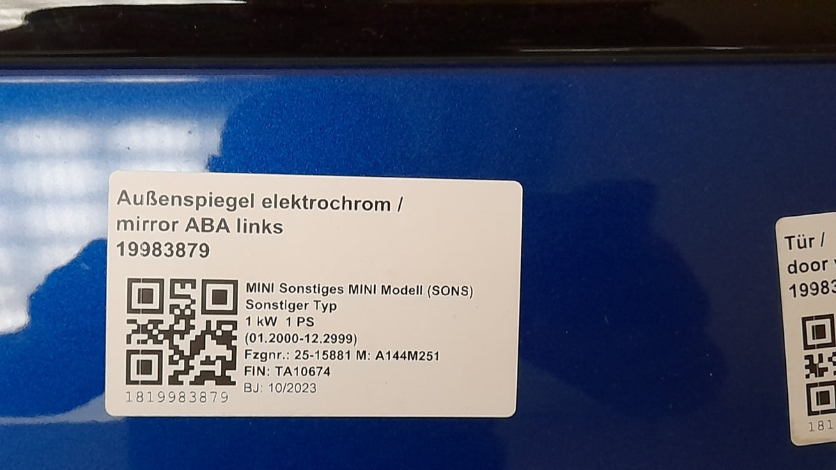 Original MINI Cooper J01 Vordertür links 41009650276 Blazing Blue mit Kamera