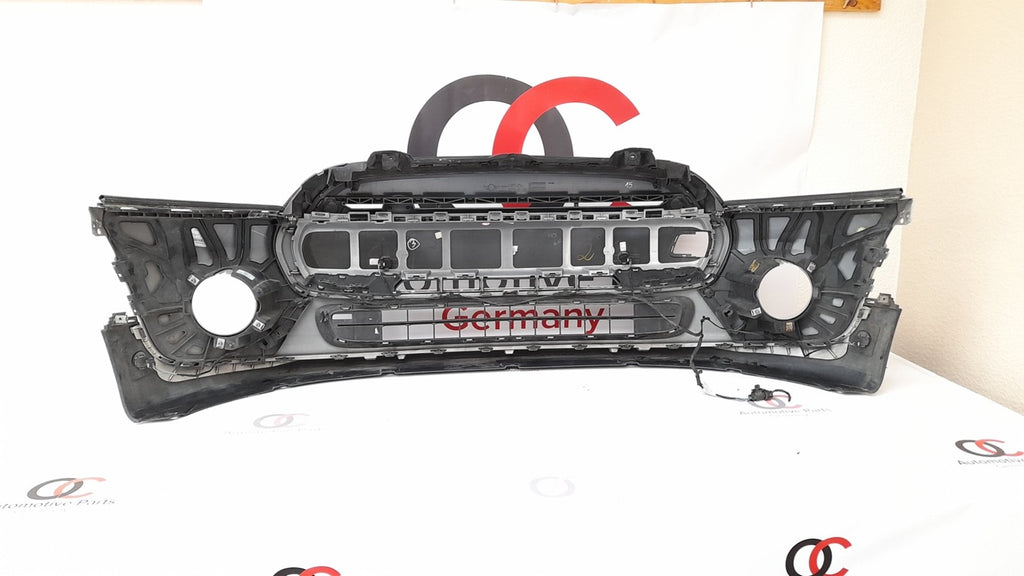 Original MINI F56 BEV Cooper SE Stoßfänger vorn bumper white-silver metallic PDC