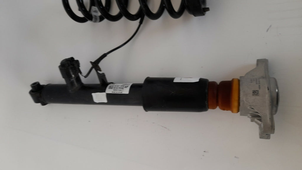 Original BMW 3er G20 G21 Federbein Stoßdämpfer hinten Zusatzdämpfer 6895057