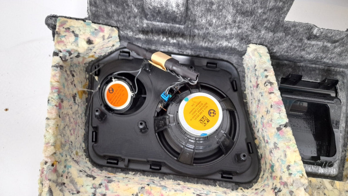 Original BMW 4er M4 F32 F82 Hutablage Ablageboden mit Lautsprecher 8059291