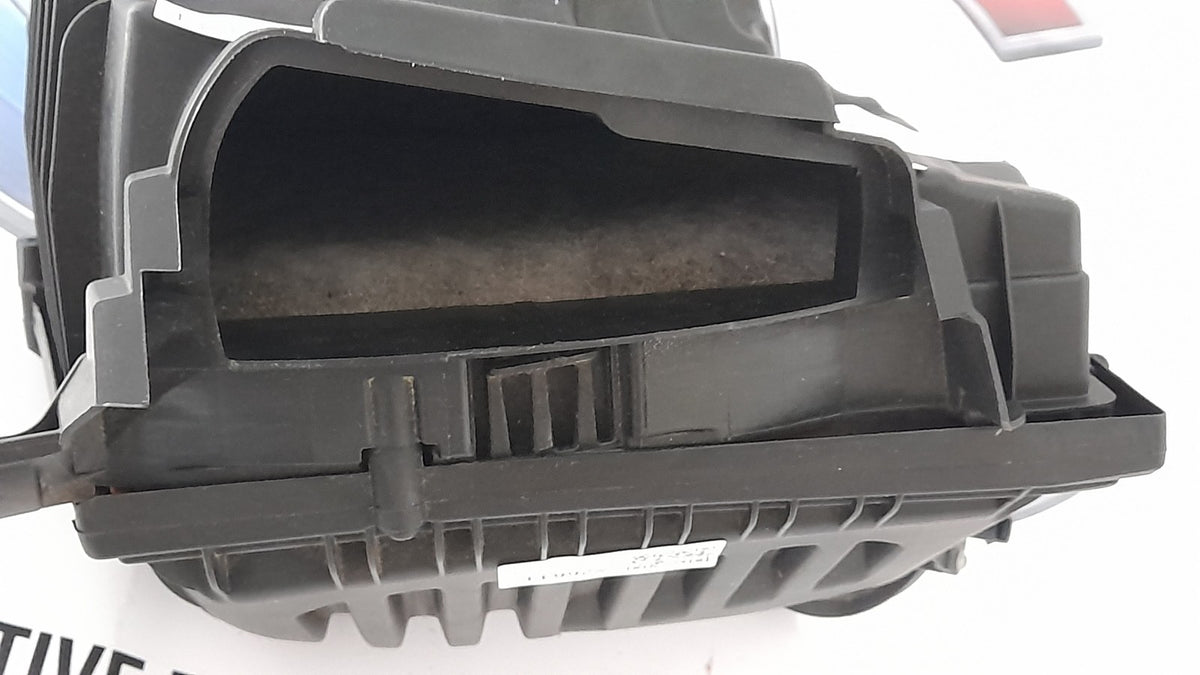 Original BMW X2 F39 Diesel Ansauggeräuschdämpfer Luftmassenmesser 13718513916
