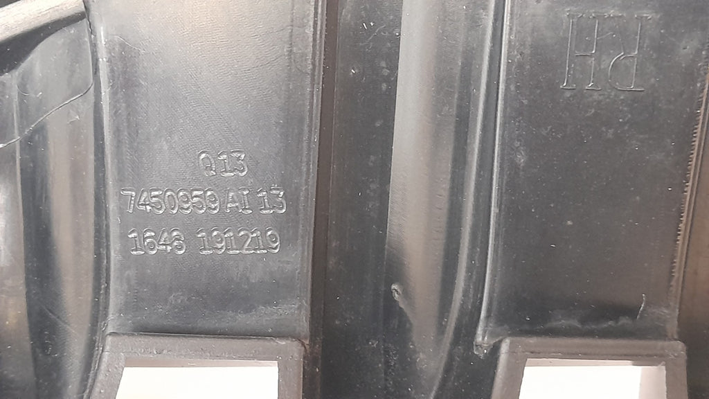 Original BMW 1er F40 Kühlergrill Luxury Line 51137450959