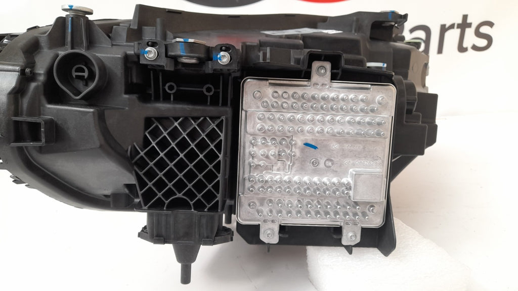 Original BMW 2 Scheinwerfer Voll LED M2 G42 G87 5A3DC86 LHD mit Steuergerät.