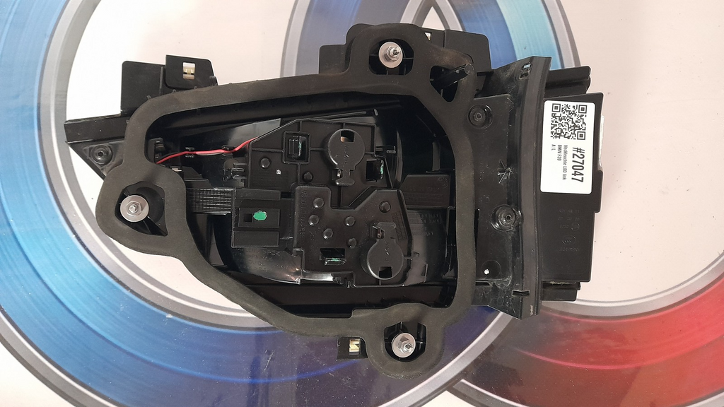 Original BMW X2 F39 Heckleuchte innen links Heckklappe 63217465509 LED