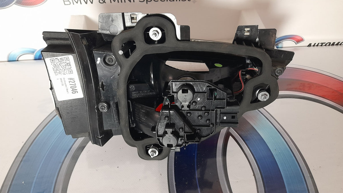 Original BMW X2 F39 Heckleuchte innen rechts Heckklappe 63217465510 LED