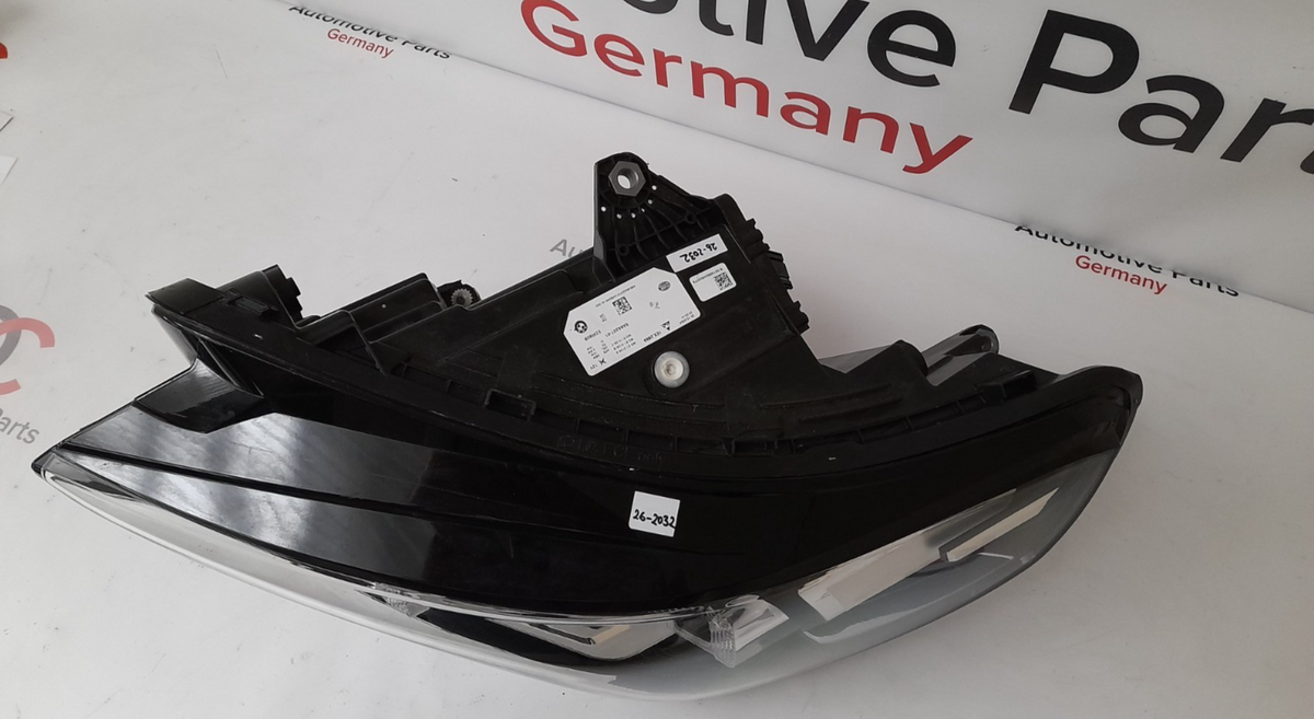 Original BMW X1 U11 5A9A227-01 LED Scheinwerfer links Headlight left