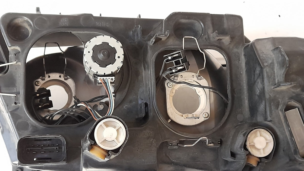 Original BMW 3 E91 E90 89311630 6942721 links Scheinwerfer Headlight