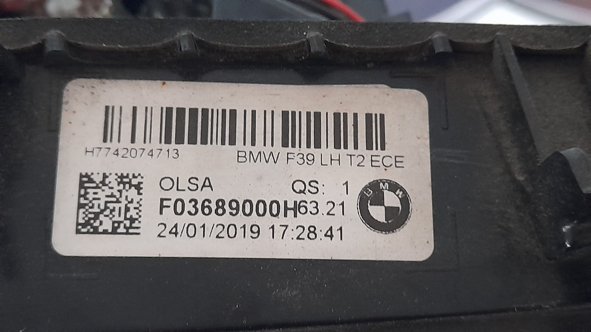 Original BMW X2 F39 Heckleuchte innen links Heckklappe 63217465509 LED