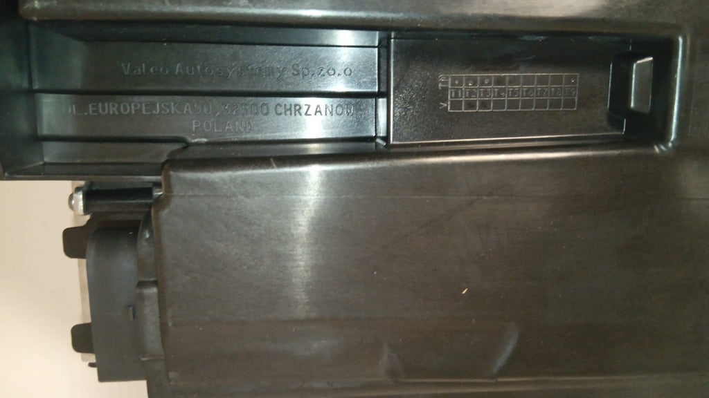 Original VW Passat B9 LED Scheinwerfer rechts mit Steuergerät 3J1941030