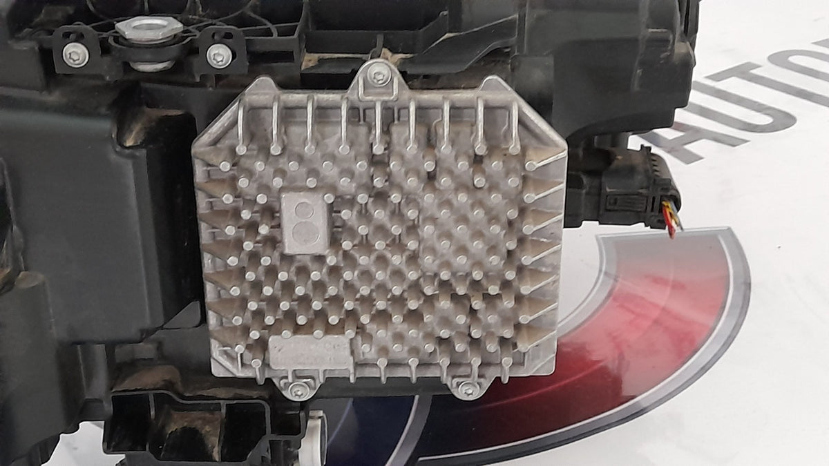 Original BMW 6er GT 620d G32 Scheinwerfer LED adaptiv rechts 7496444