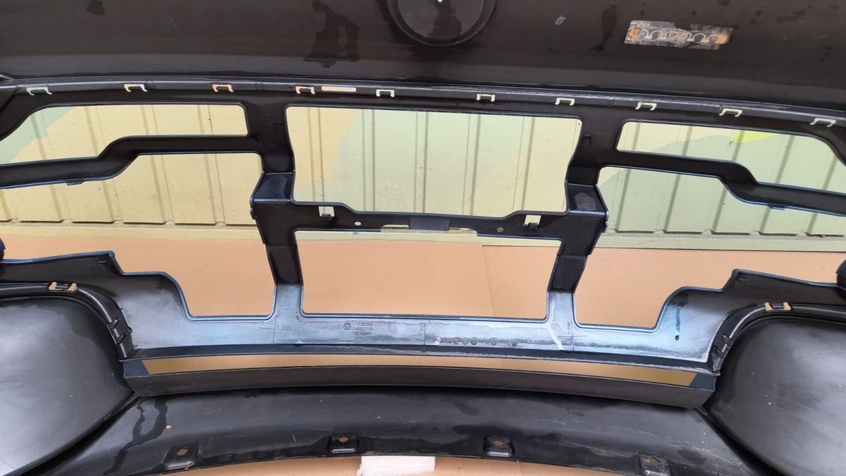 Original BMW I12 BMW i8 (Coupe) Stoßstange hinten 7371539, bumper rear