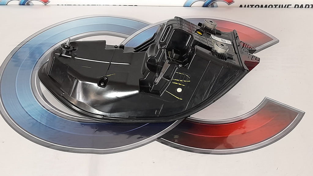 Original BMW X5 G05 LCI Rückleuchte rechts 63215A11EC4 rear light right