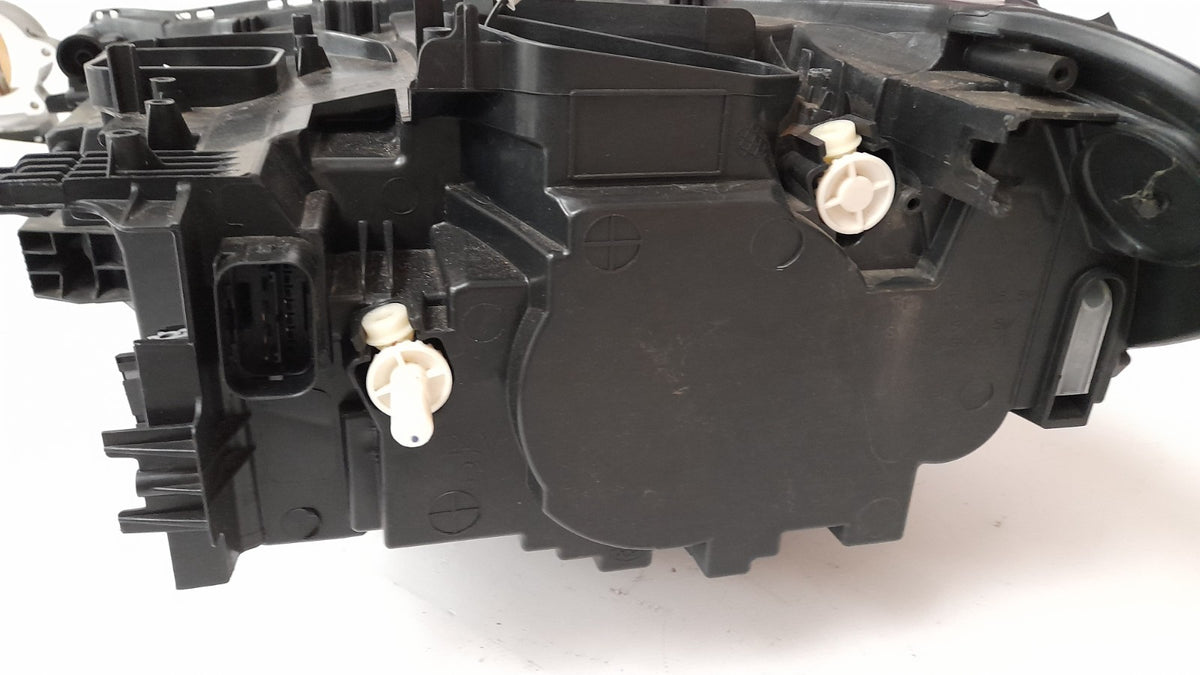 Original BMW X2 F39 5A1E0A8 LED Frontscheinwerfer rechts Headlight right