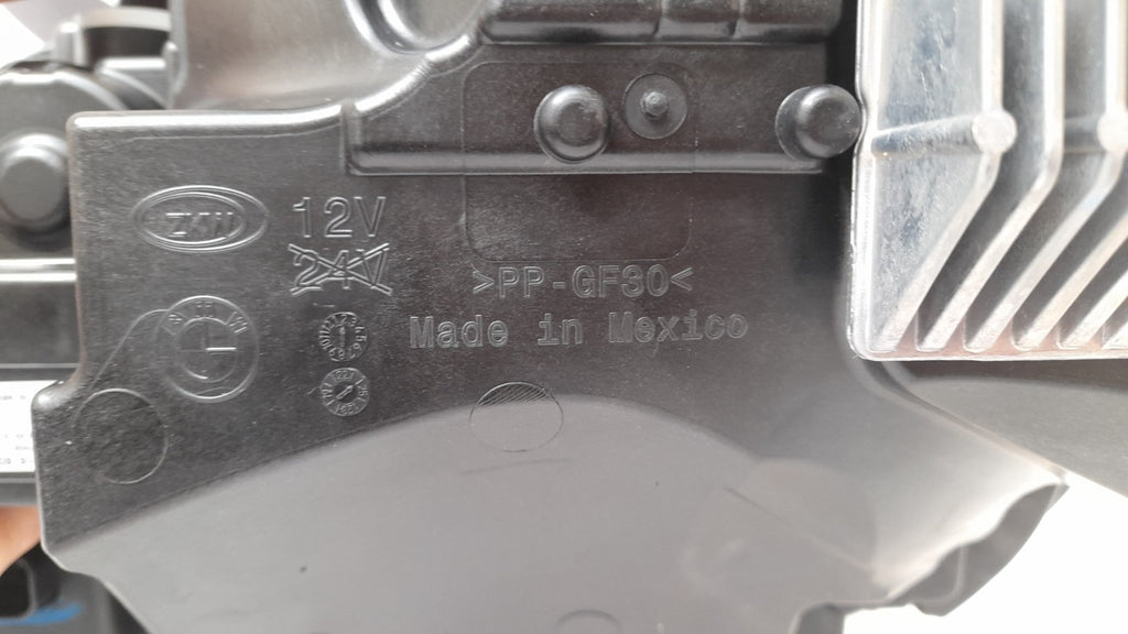 Original BMW 2 Scheinwerfer Voll LED M2 G42 G87 5A3DC86 LHD mit Steuergerät.