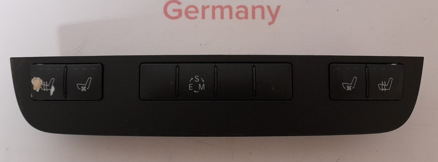 Original MERCEDES-BENZ W204 BEDIENFELD A2049059251 SCHALTERBLOCK SWITCH BLOCK
