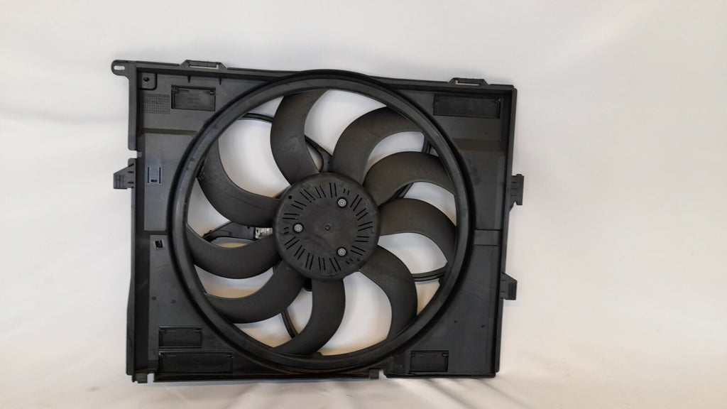 BMW 4er 420i F36 GC Lüfter Lüfterzage Fan 135kW 8641946 F30 F31 F32 F33 F36