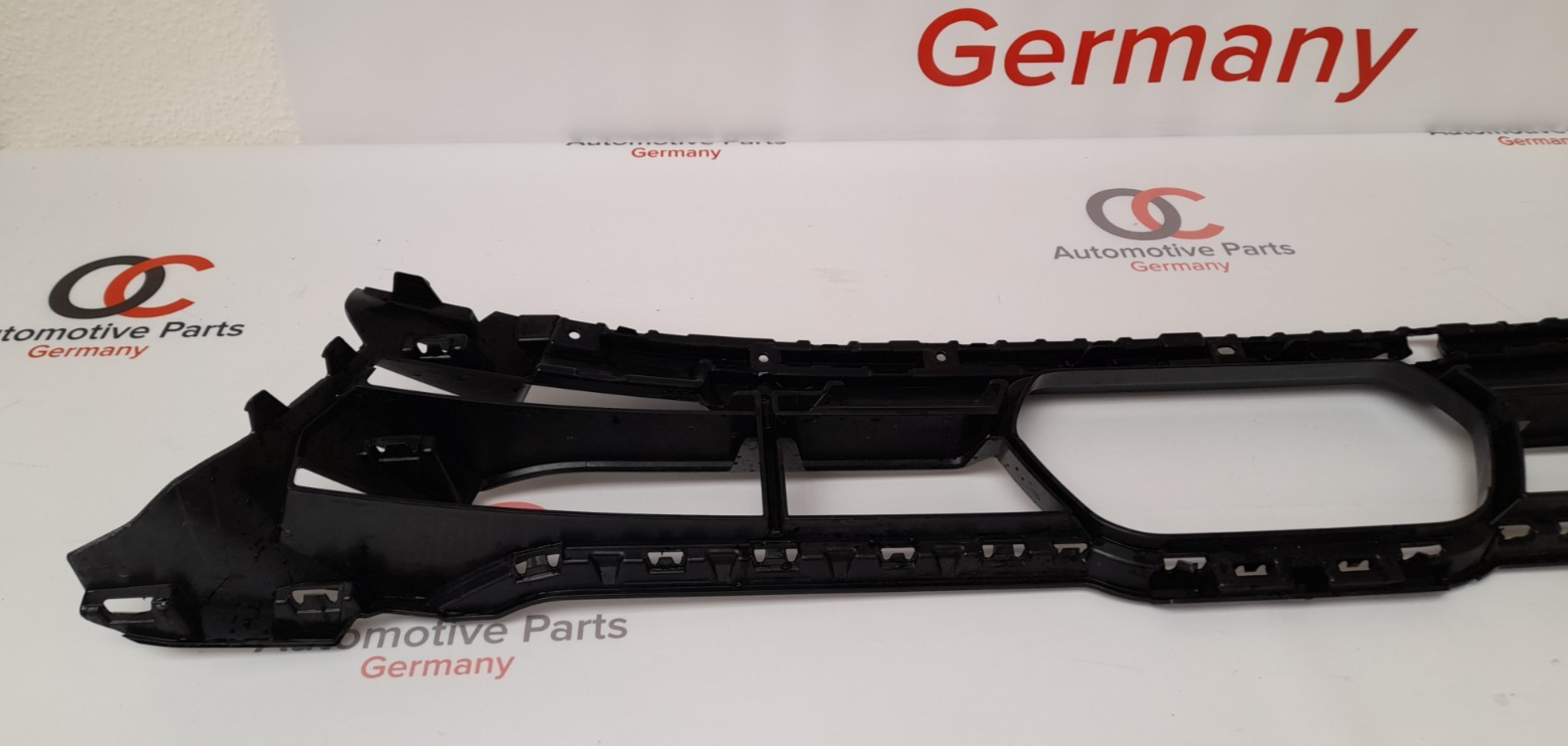 Original BMW X7 G07 LCI Gitter Mitte vorne 51115A241A7