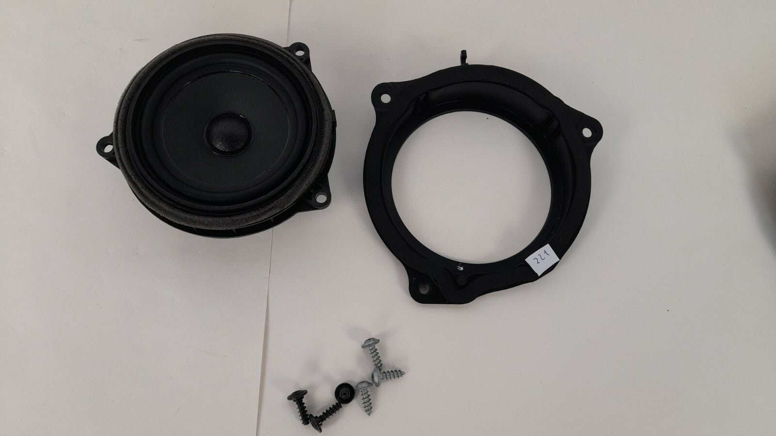 Original BMW X1 2.0d F48 Mitteltonlautsprecher Lautsprecher 9274700 Mini VL