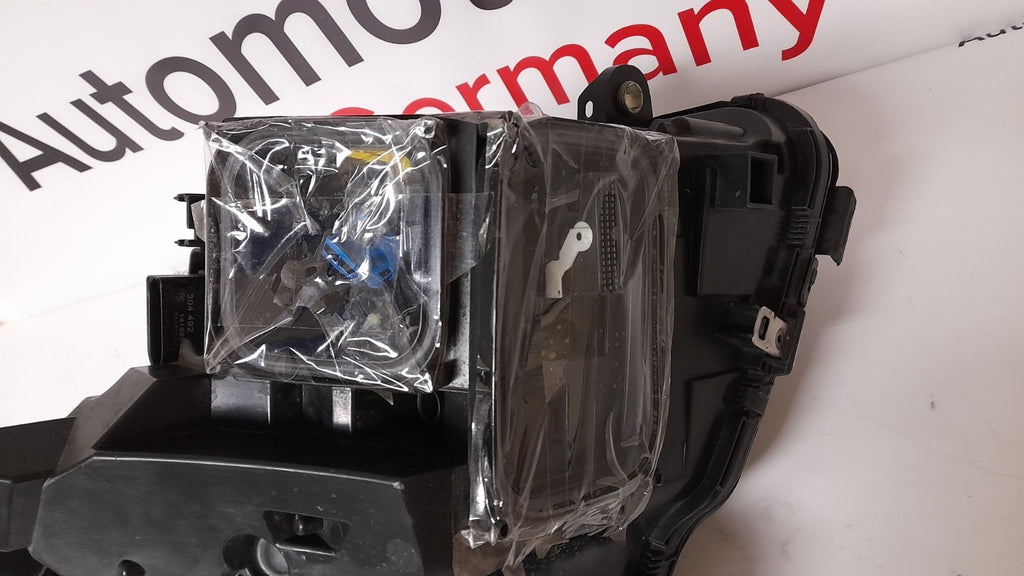 Mercedes-Benz W205 C-Klasse LED Scheinwerfer links A2059069301 mit Steuergerät