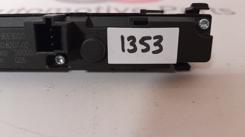 Mercedes Schalter Spurhalteassistent Einparkhilfe Parktronic PDC A2179053000