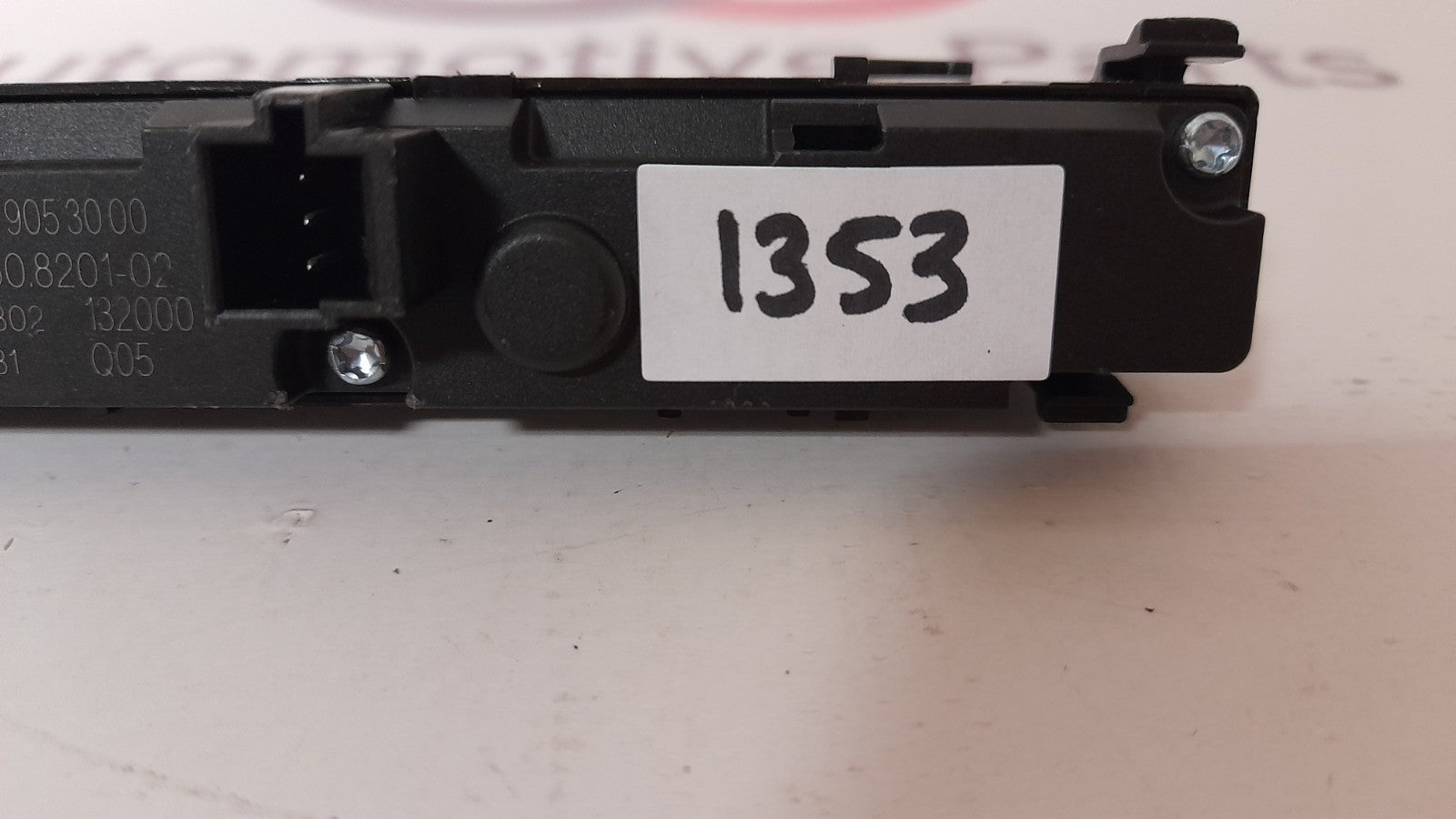 Mercedes Schalter Spurhalteassistent Einparkhilfe Parktronic PDC A2179053000