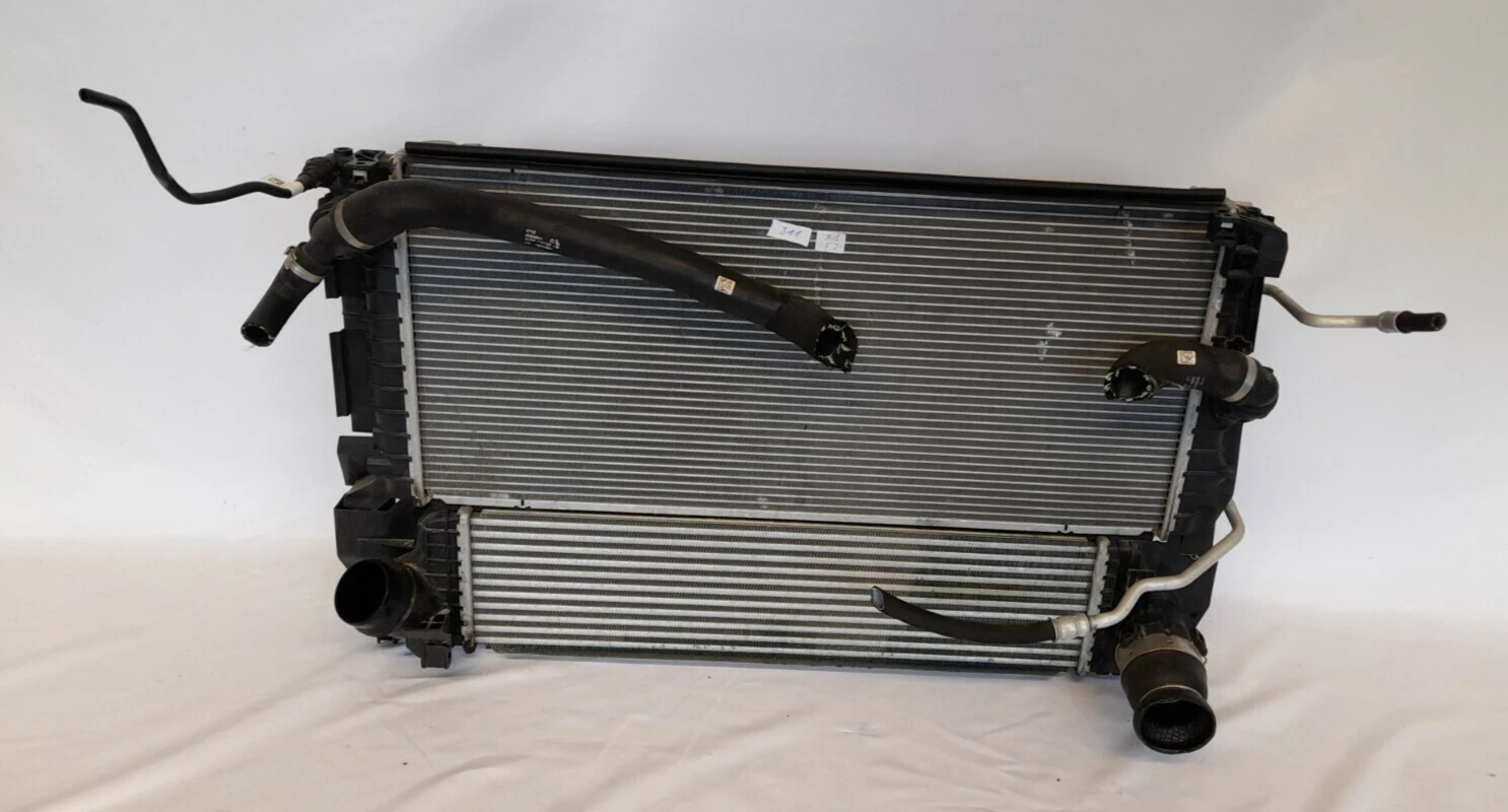 BMW X1 F48 2.0d Kühler 8586321 Kondensator 9271207 Ladeluftkühler 7617598 [979]