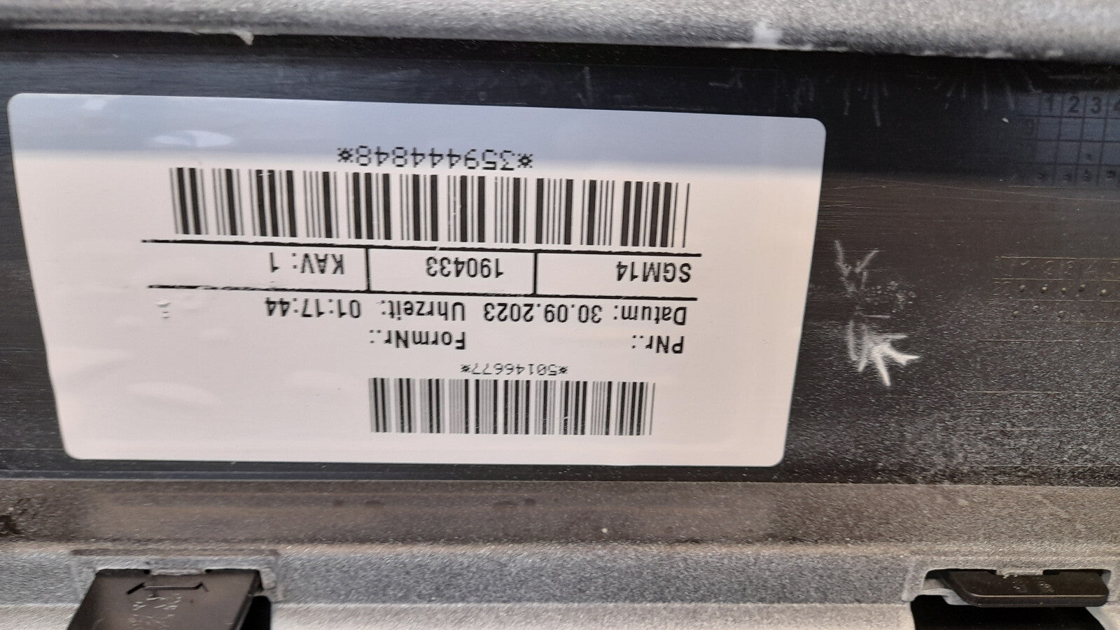 Original VW Tiguan AX1 R-Line Facelift Stoßstange Stoßfänger hinten PureWhiteC9A