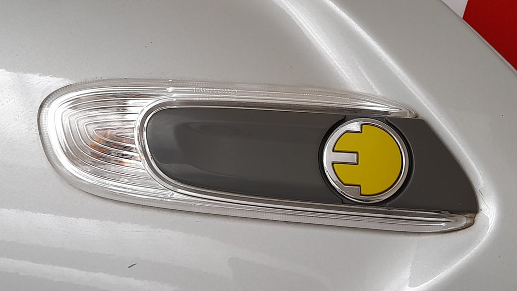 Mini Cooper SE F56 Seitenwand rechts Kotflügel white-silver metallic 7374522 [249]