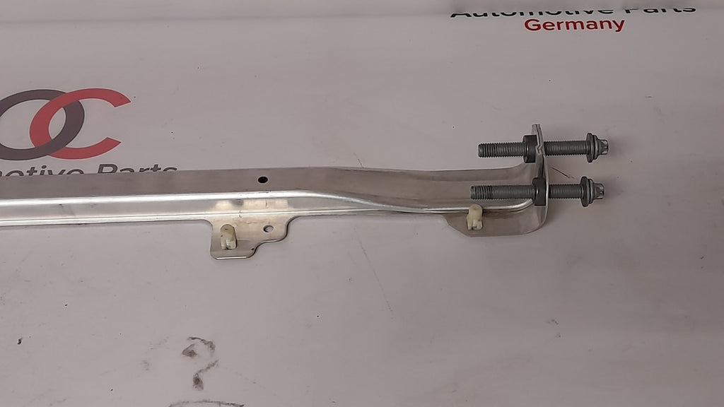 Original BMW X1 U11 18d 8737263 Verbindung unten mitte Querträger