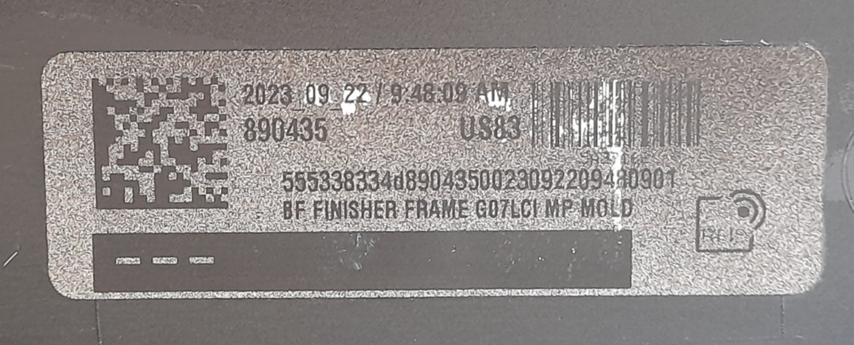 Original BMW X7 G07 LCI Blende Mitte vorne 51115A27162