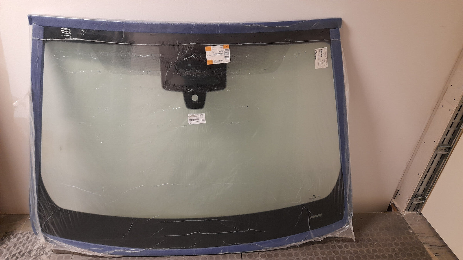 Original BMW iX I20 FRONTSCHEIBE glass WINDSCREEN 7954566  Windschutzscheibe