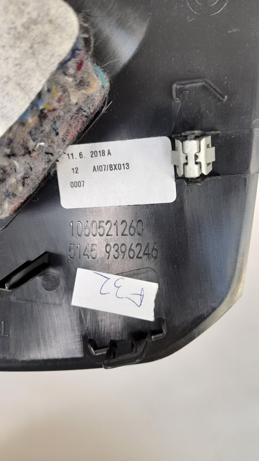 BMW 8er G16 M850 Dashboard End Seitenverkleidung Abdeckung Verkleidung 9396246